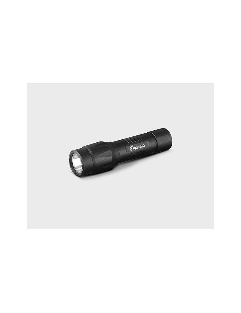 LINTERNA DE MANO T1417 FAVOR 1030 LUMENS USB RECARGABLE [T1417]