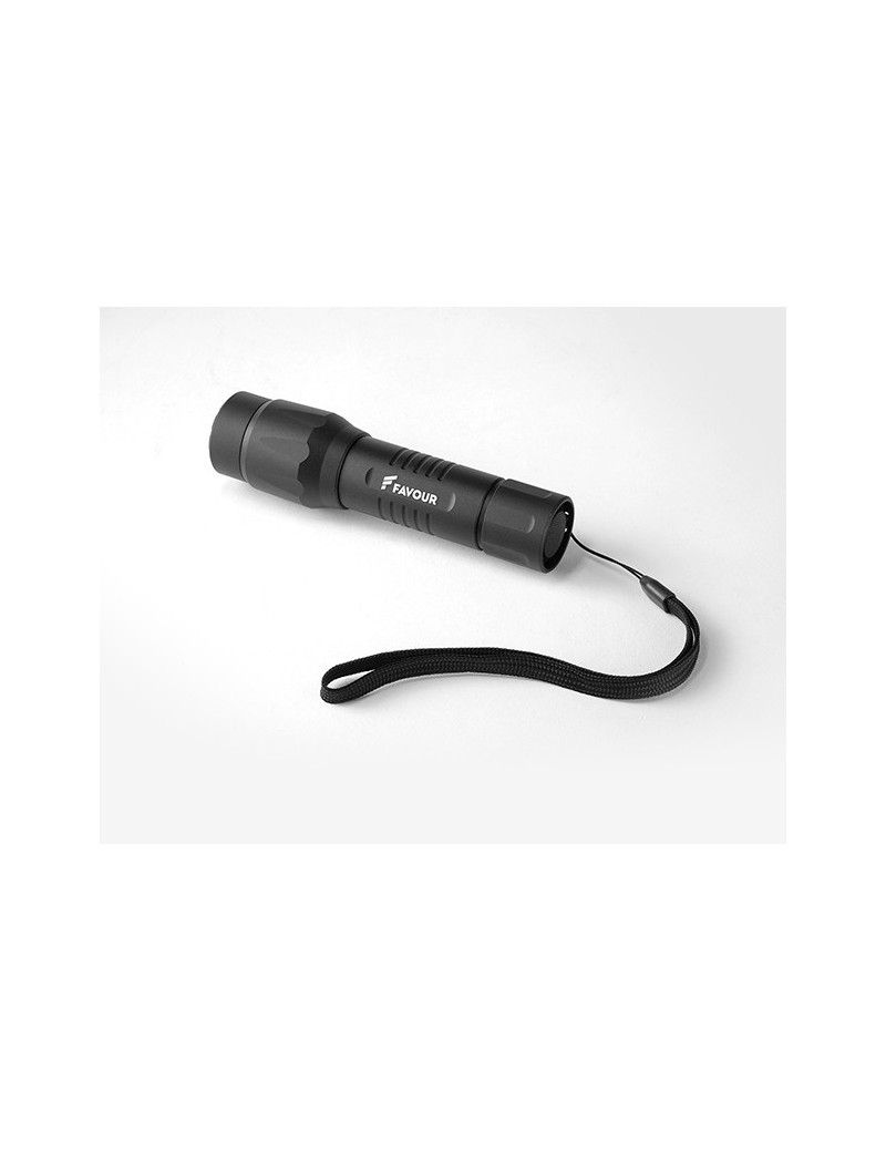 LINTERNA DE MANO T1417 FAVOR 1030 LUMENS USB RECARGABLE [T1417]