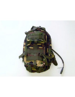 TACTICAL BACKPACK WOODLAND 9 POCKETS-CAMELBACK INCORPORATED [JW030W]
