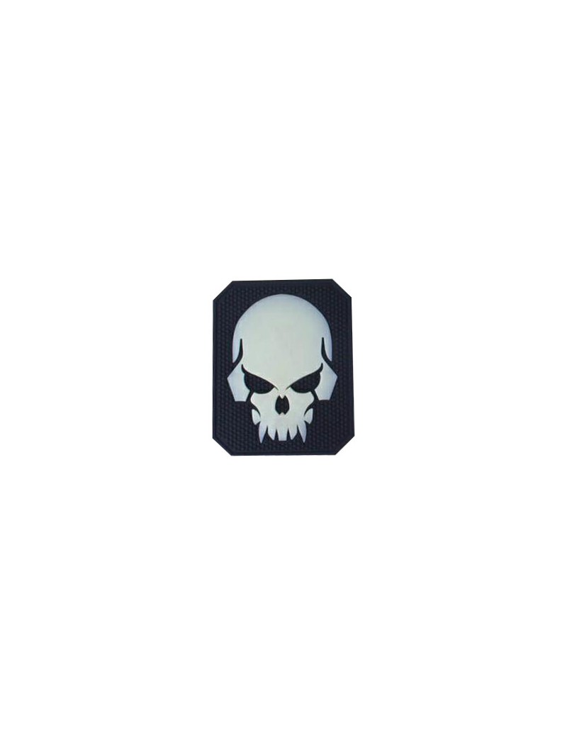 EMERSONGEAR PATCH PVC PIRATESKULL BIANCO E NERO GID [EM5550B]