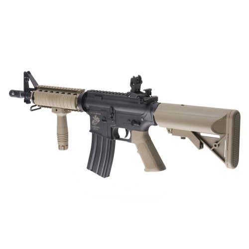 SPECNA ARMS SA-C04 CORE RIFLE NEGRO / TAN [SPE-01-018320]
